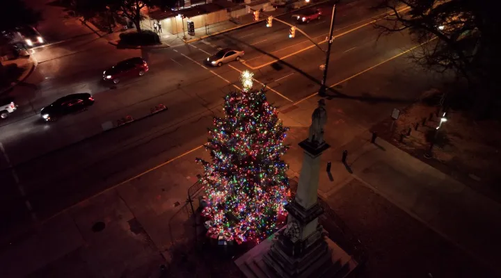 From the Sky: The State Christmas Tree: asset-mezzanine-16x9
