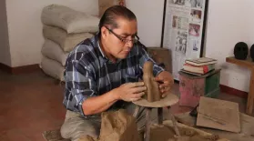 Carlomagno Pedro Martínez sculpts and assembles a figure: asset-mezzanine-16x9