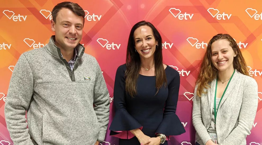 Gavin Jackson (l) with Meg Kinnard and Maayan Schechter (r).